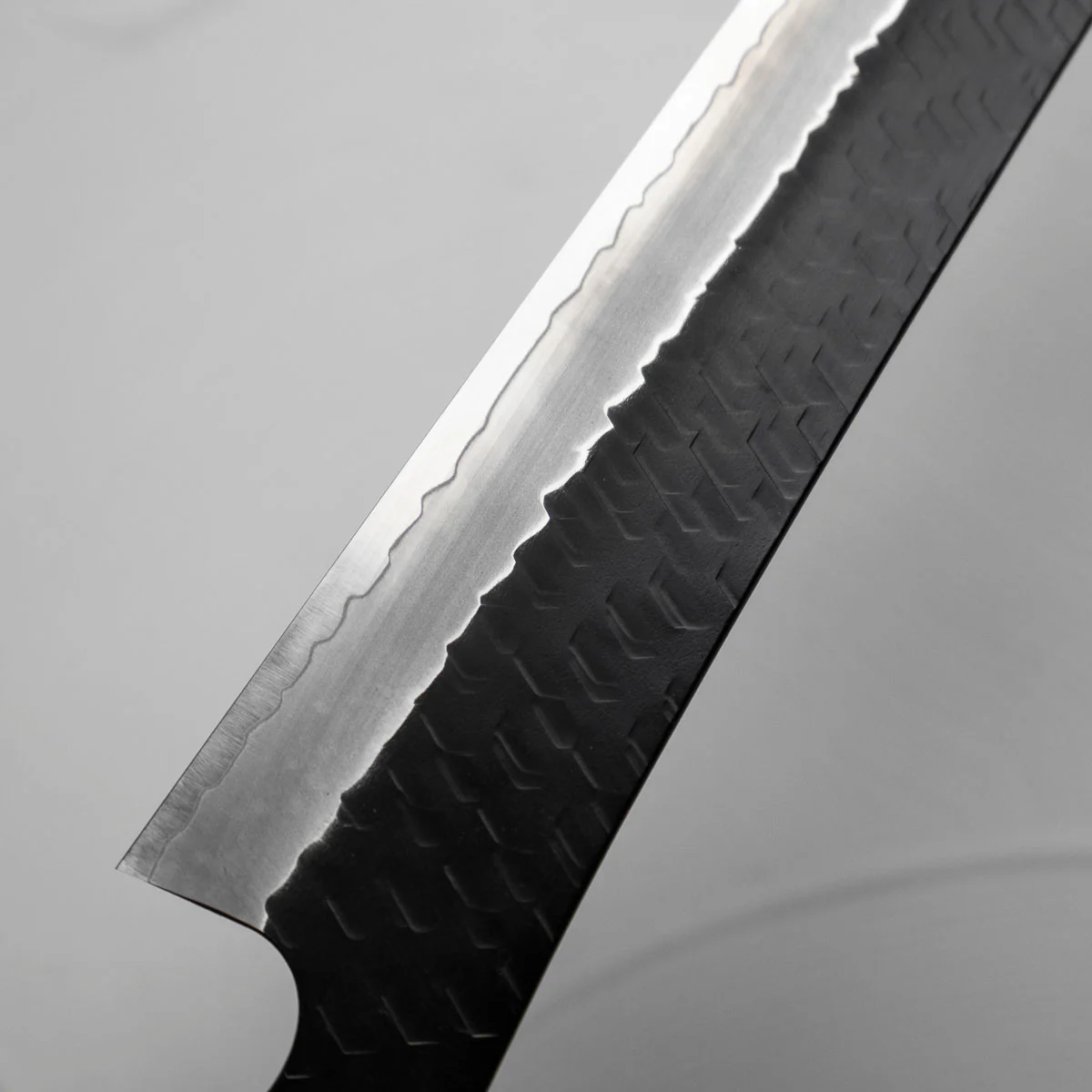 Nigara Hamono SG2 Kurouchi Tsuchime Sakimaru Sujihiki 270mm - Ebony - Image 4