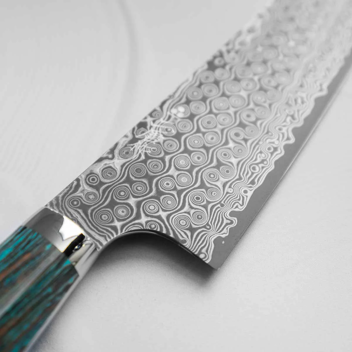 Nigara Hamono SG2 Raindrop Damascus Kiritsuke 210mm - Turquoise - Image 4