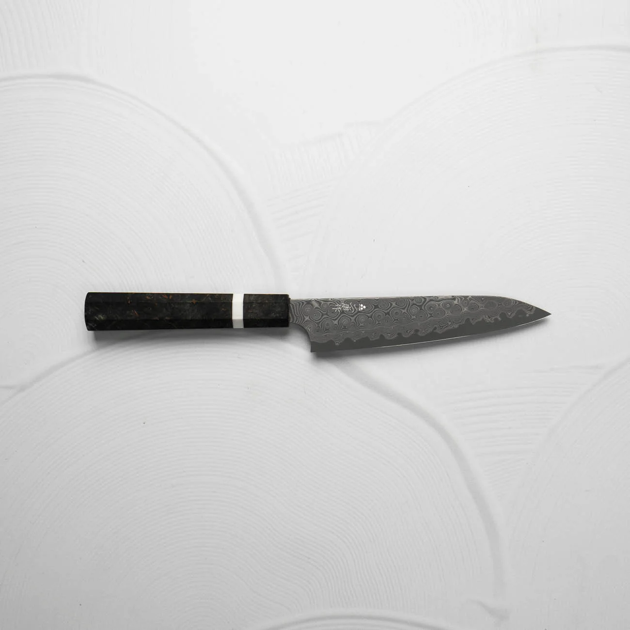 Nigara Hamono SG2 "Raindrop" Damascus Petty 150mm - Maple - Image 3