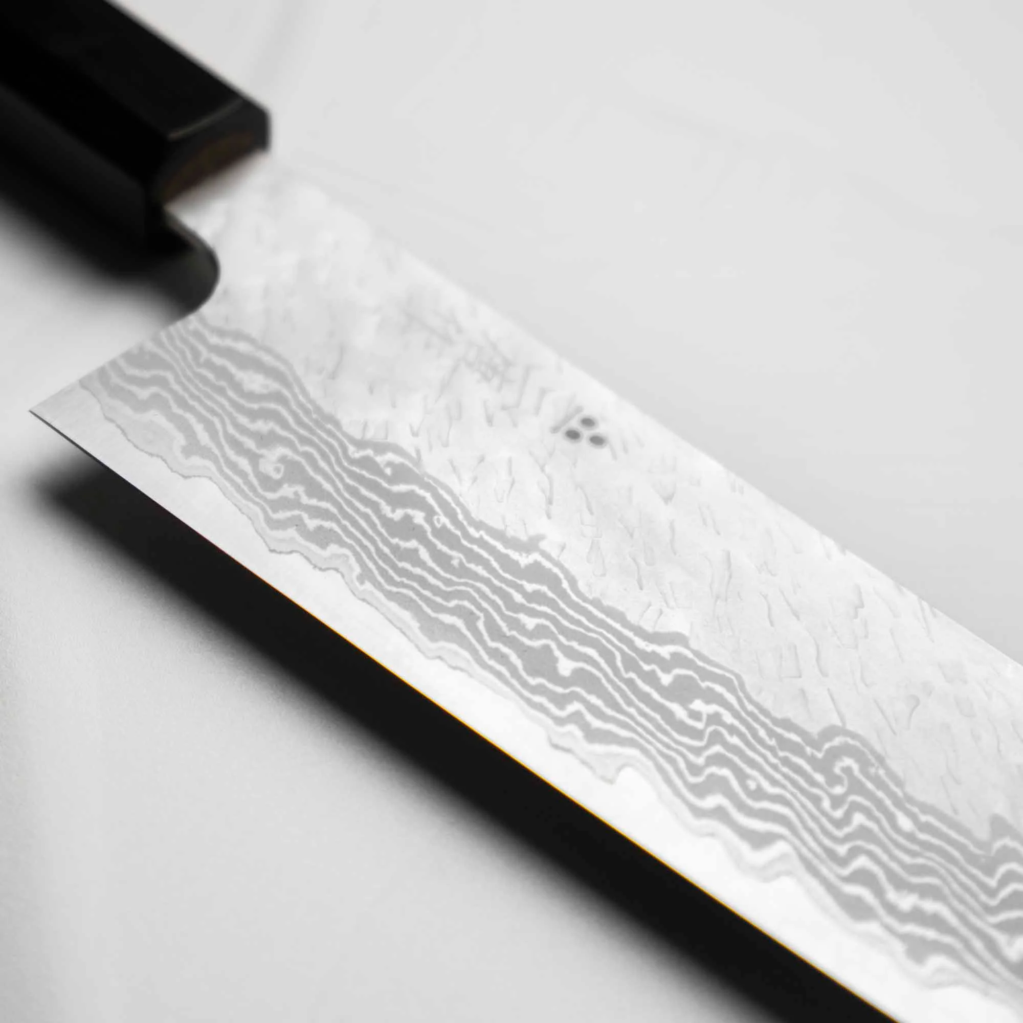 Nigara Hamono VG10 Tsuchime Damascus Santoku 180mm - Image 5