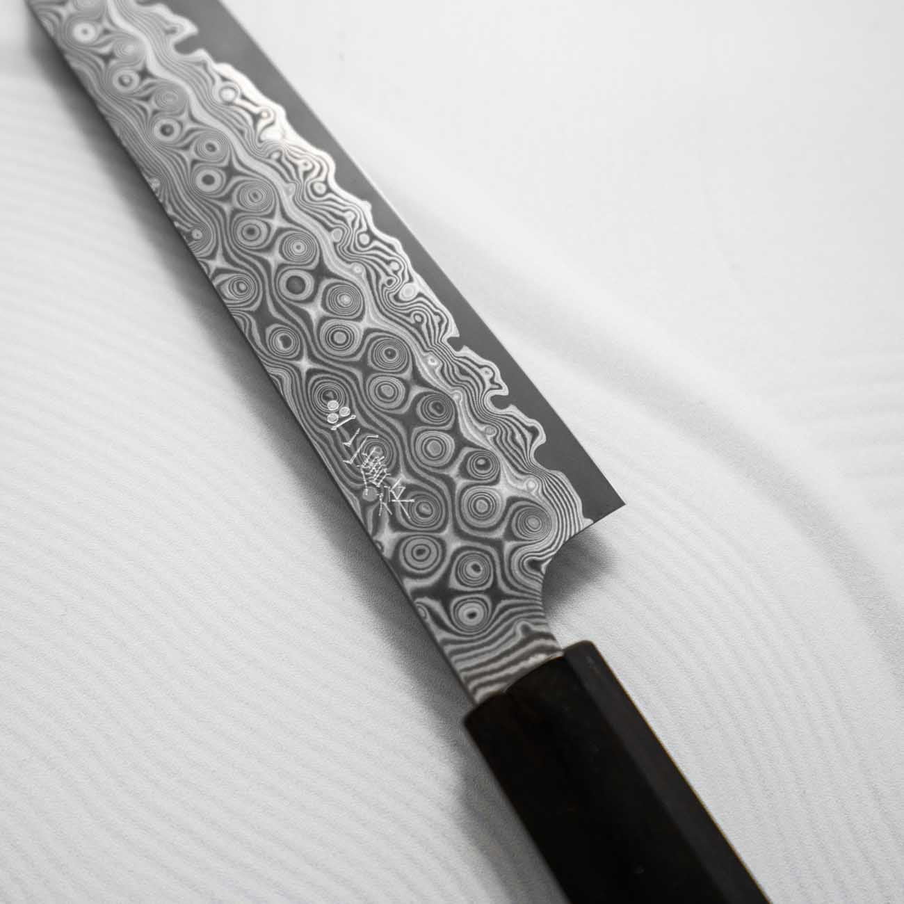 Nigara Hamono SG2 "Raindrop" Damascus Kiritsuke Petty 150mm - Ebony - Image 5