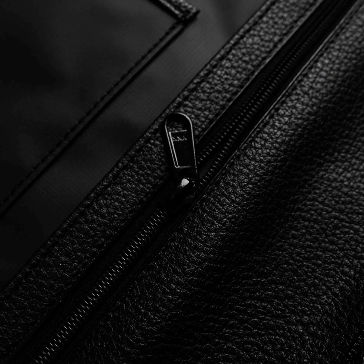 Porter 7 Pocket Polymer Leather Trim Knife Roll - Image 6
