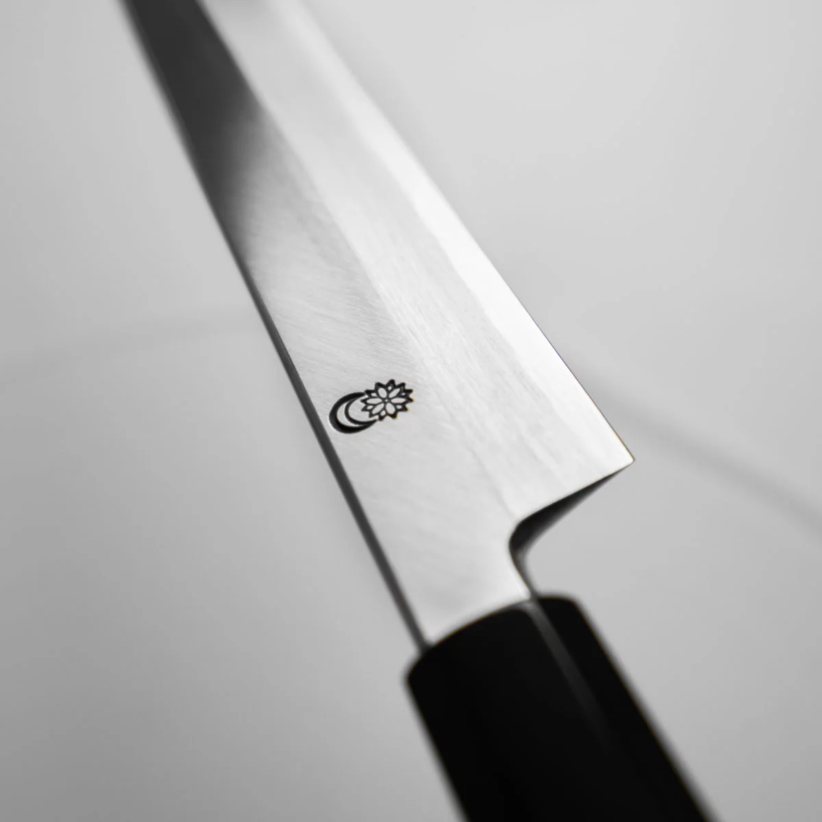 Sakai Kikumori "Kasumi" Yanagiba 270mm - Image 6