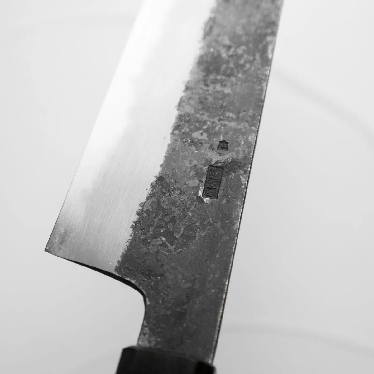Sakai Kikumori "Kikuzuki Kuro" Gyuto 240mm - Image 3