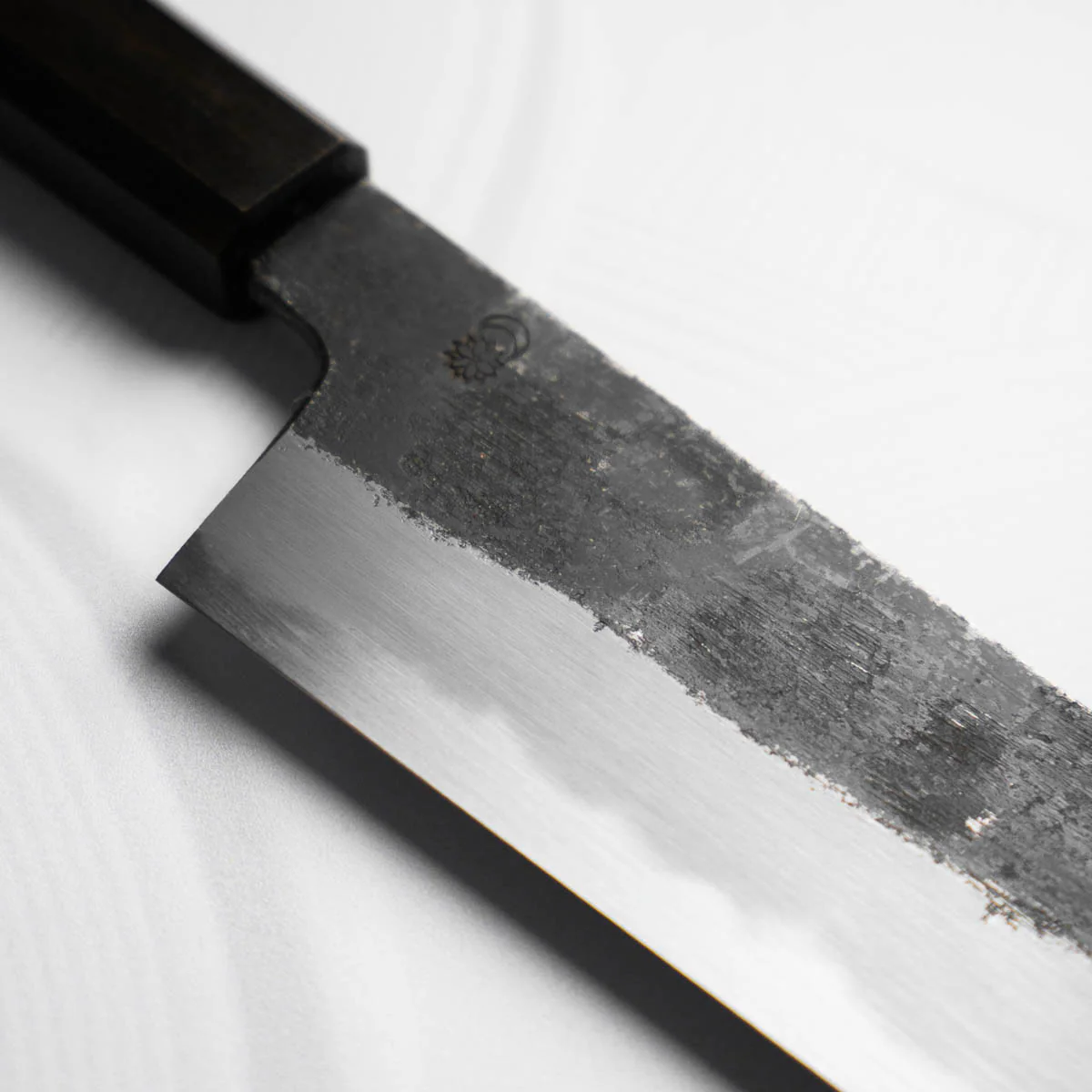 Sakai Kikumori "Kikuzuki Kuro" Gyuto 240mm - Image 6