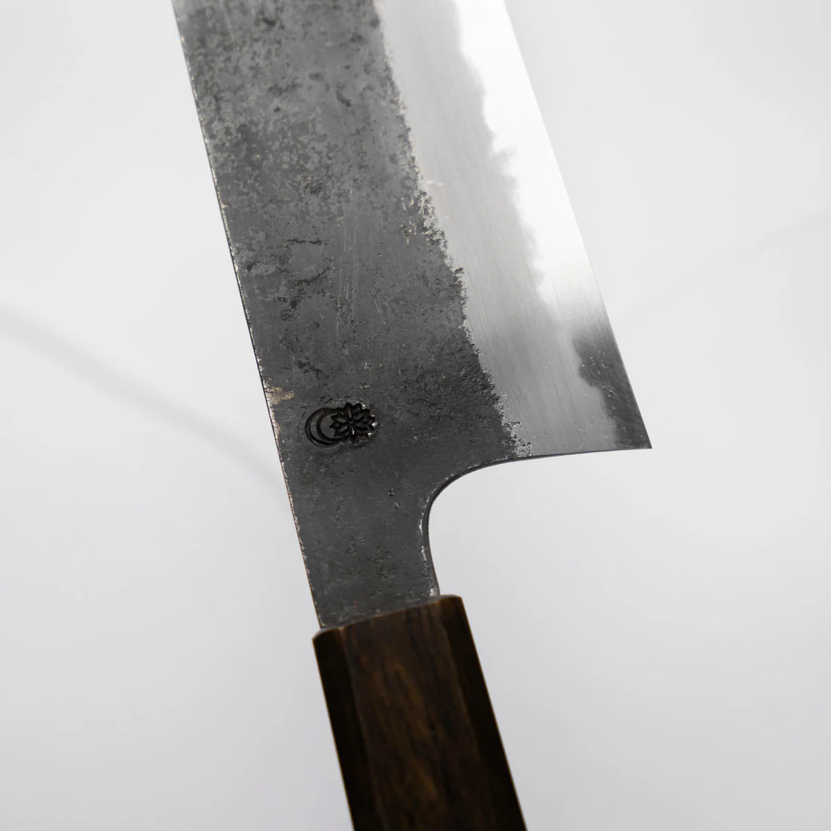 Sakai Kikumori "Kikuzuki Kuro" Nakiri 180mm - Image 4