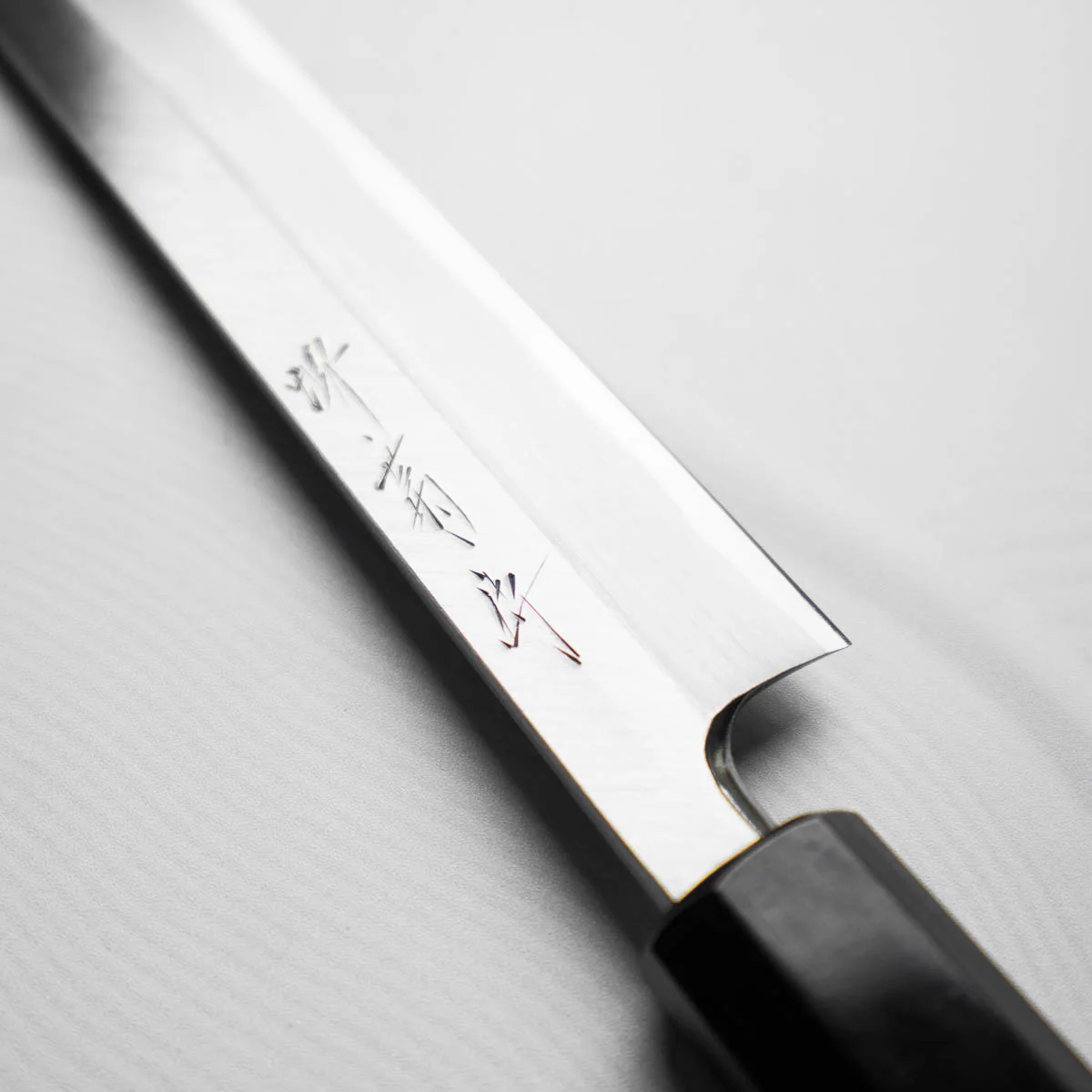 Sakai Kikumori Shironiko Yanagiba 240mm w/Saya - Image 4