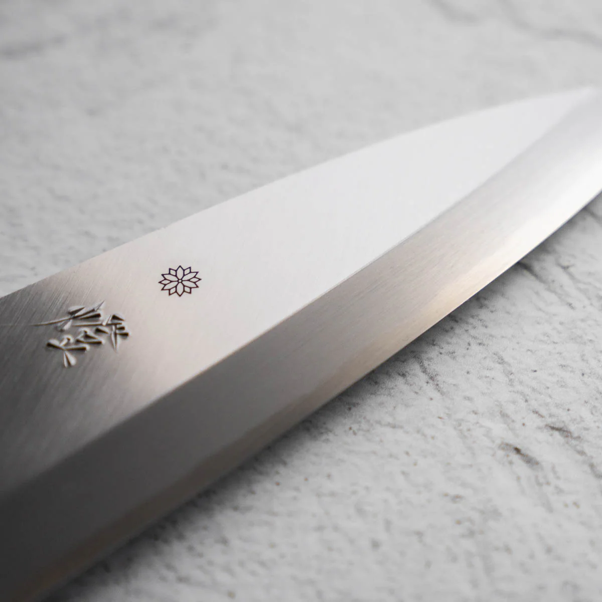 Sakai Kikumori Tomoshibi Deba 165mm - Image 3