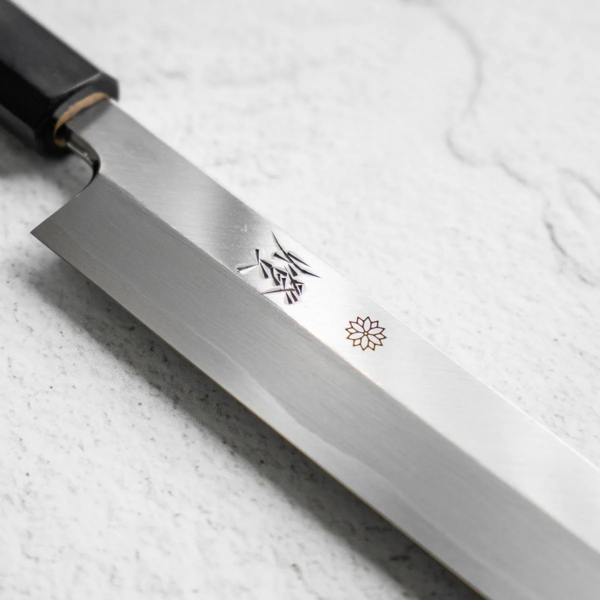 Sakai Kikumori Tomoshibi Yanagiba 240mm - Image 5