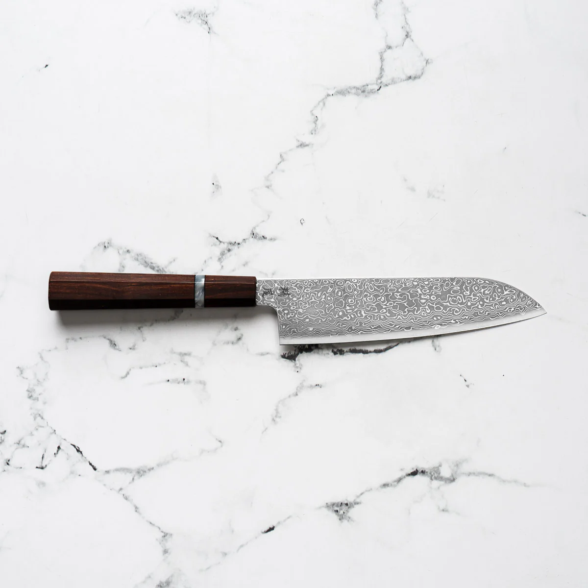 Seido VG10 Kurozome Nickel Damascus Santoku 180mm - Sandalwood - Image 4