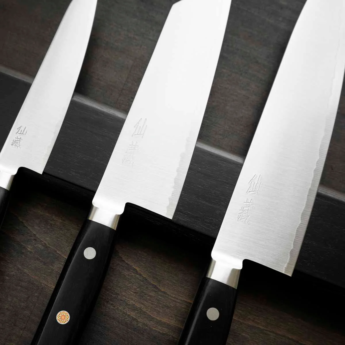 Senzo Professional SG2 - 3 Knife Set with Magnetic Strip - Image 4