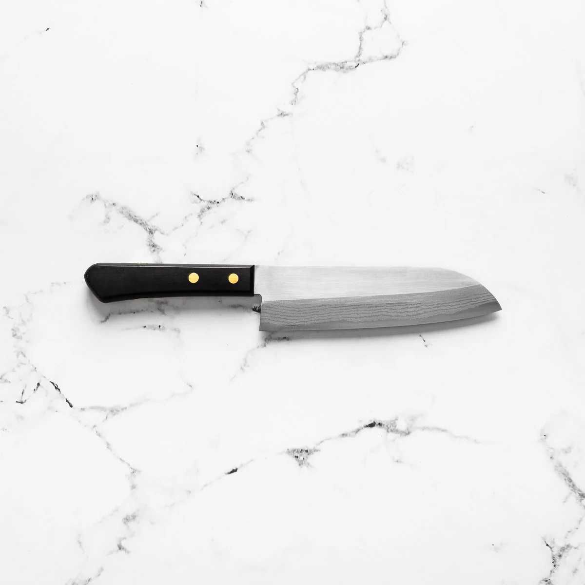 Shibamasa VG5 Damascus Santoku - Black Handle - Image 4