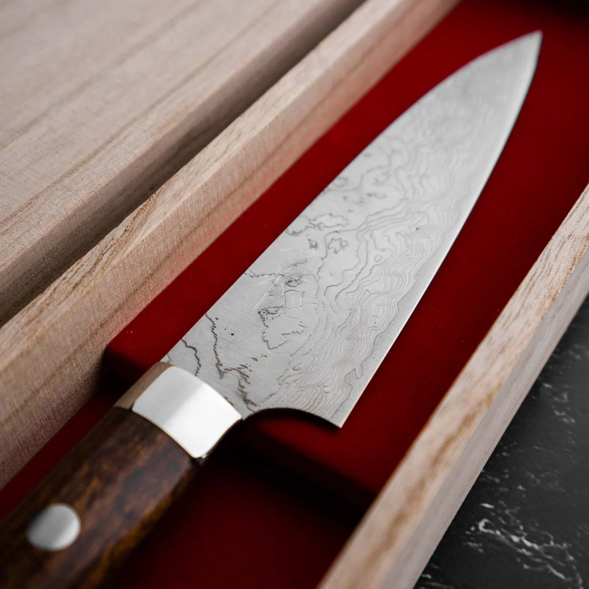 Takeshi Saji R2/SG2 Diamond Damascus Petty 135mm - Image 3