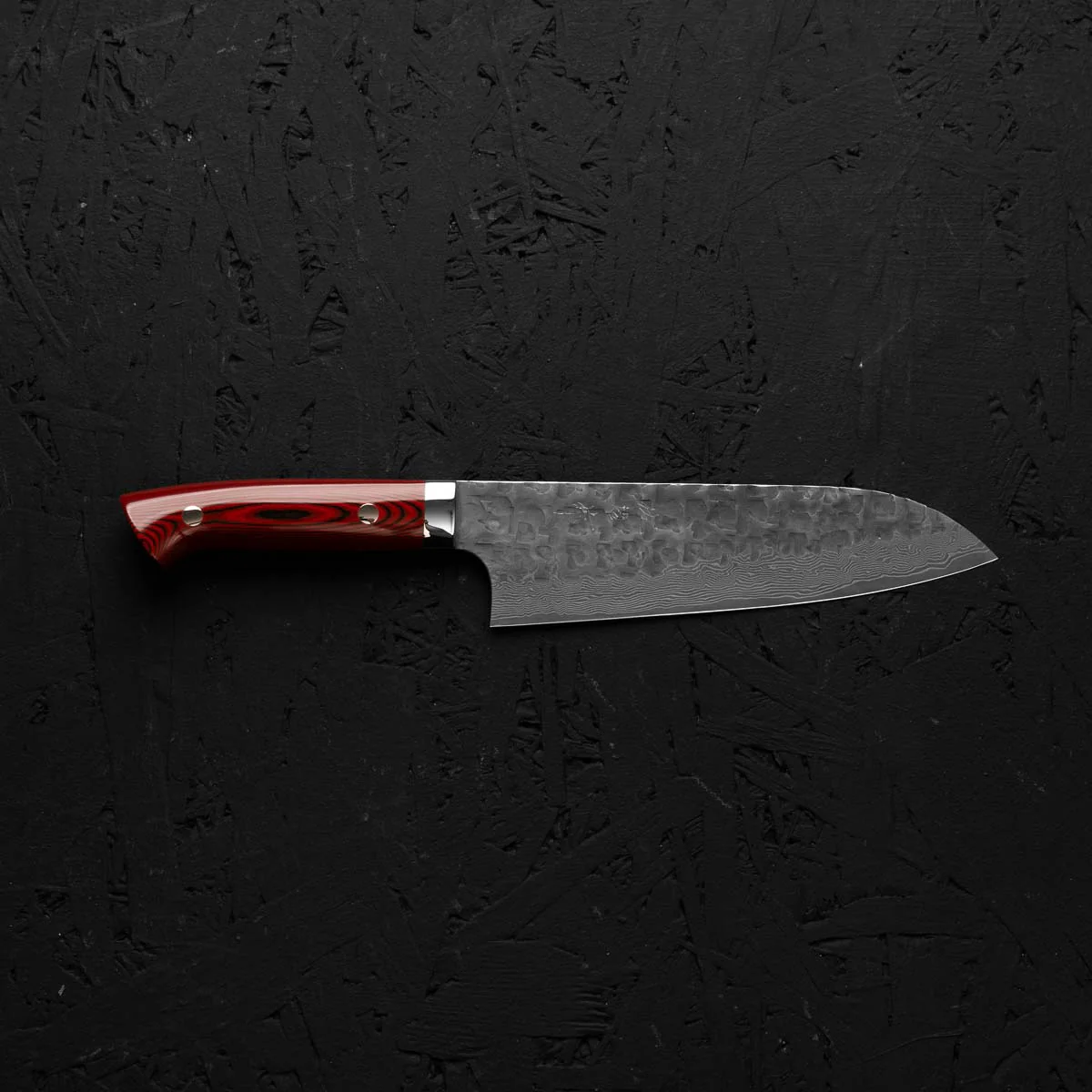 Takeshi Saji VG10 Forged Tsuchime Santoku - Red Weave - Image 4
