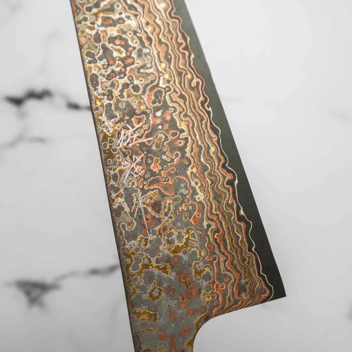 Takeshi Saji VG10-W Nashiji Rainbow Damascus Bunka 165mm - Dark Maple - Image 5