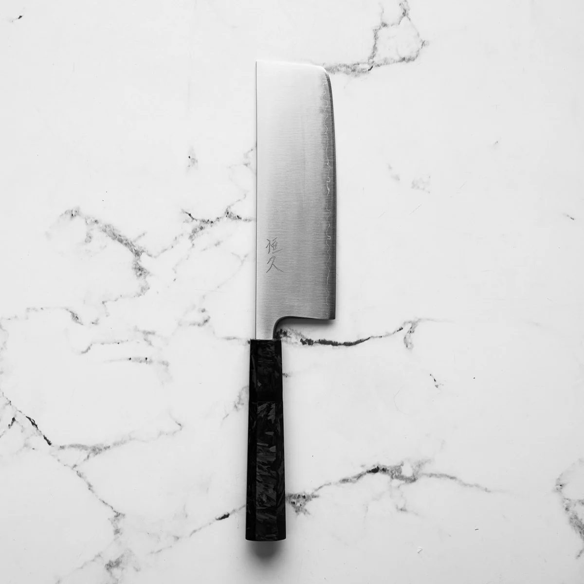 Tsunehisa Migaki Blue Super Nakiri 160mm - Dark Carbon Fibre - Image 3