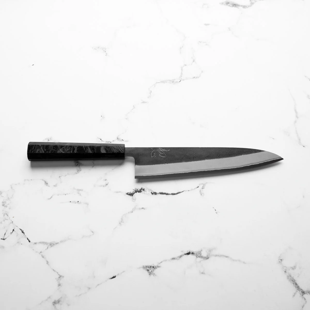 Yoshikane (Hatsukokoro) White 2 Kurouchi Nashiji Gyuto 210mm - Dark Carbon Fibre - Image 4