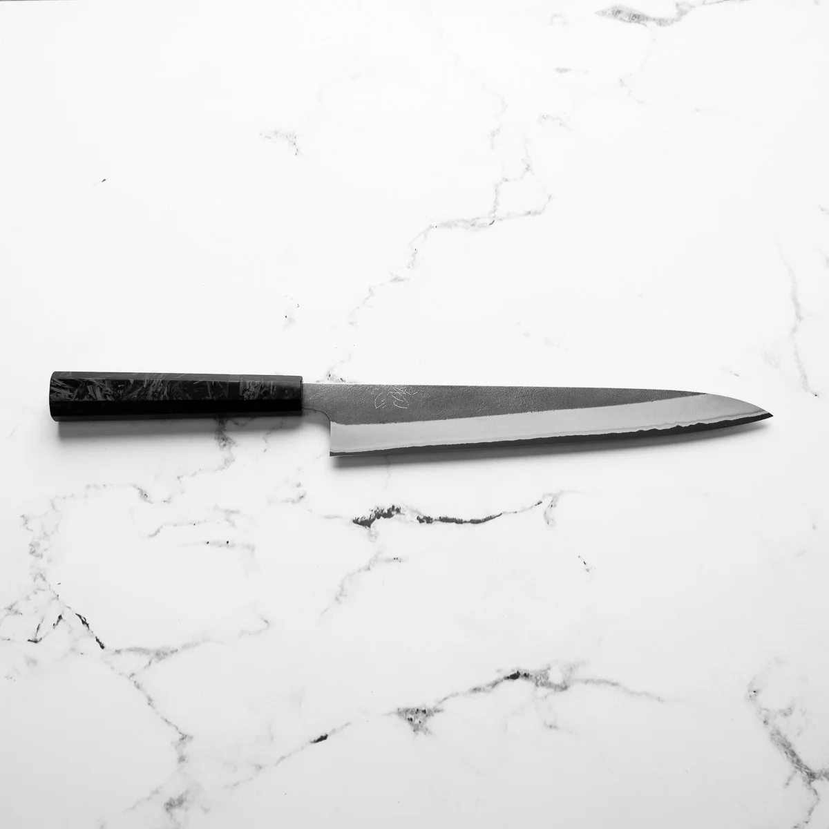 Yoshikane (Hatsukokoro) White 2 Kurouchi Nashiji Sujihiki 240mm - Dark Carbon Fibre - Image 4