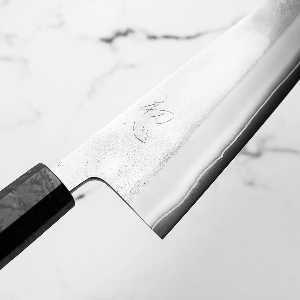Yoshikane (Hatsukokoro) SKD Nashiji Bunka 165mm - Dark Carbon Fibre - Image 5