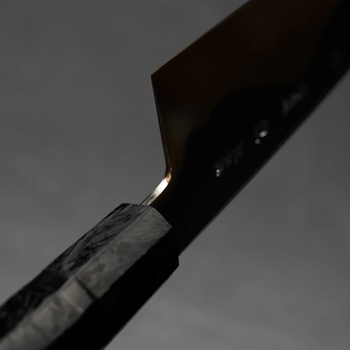 Yoshikazu Ikeda White 1 Honyaki Kachikaeshi Gyuto 210mm - Dark Carbon Fibre - Image 7